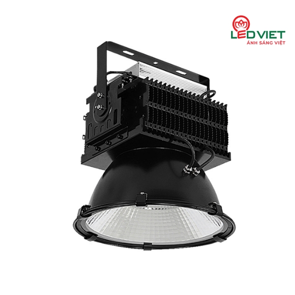 Đèn led pha chiếu cầu cảng