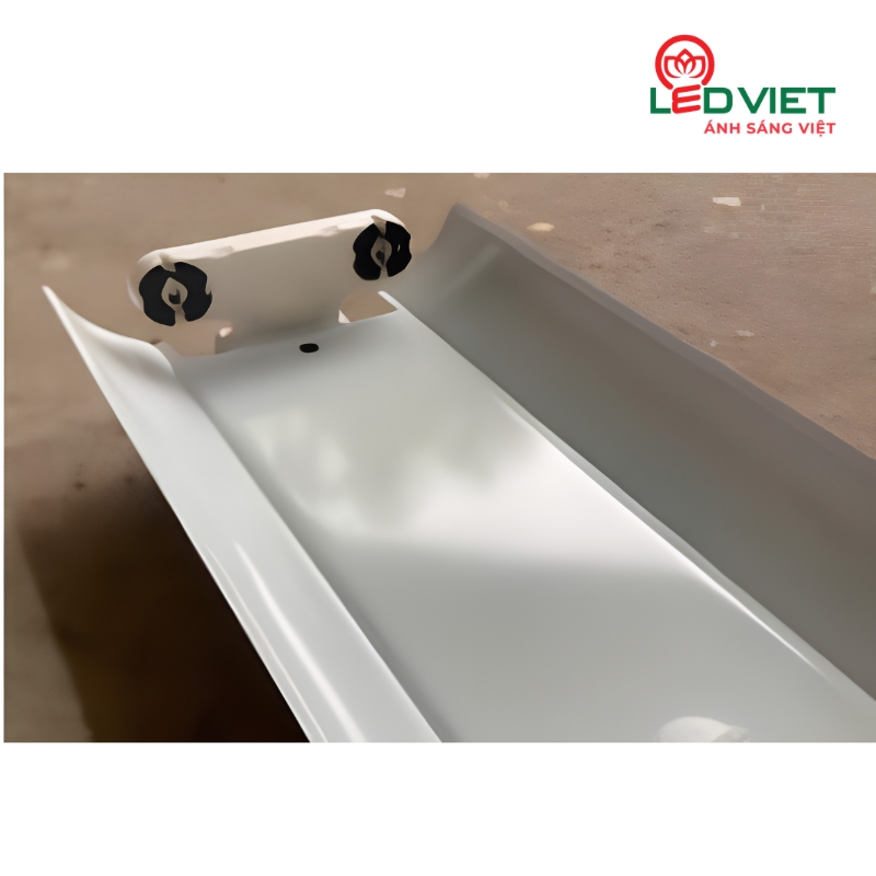 Máng Đèn Led Chóa Phản Quang Sơn Tĩnh Điện LVCS118