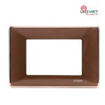 Mặt nhựa 3 thiết bị Q120